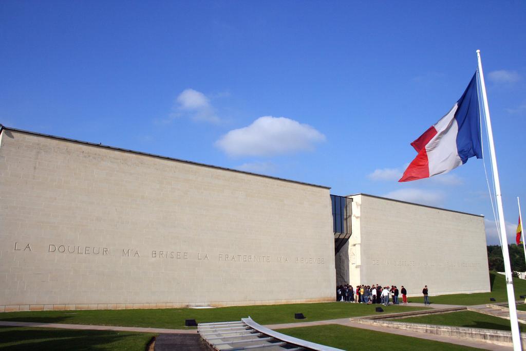 Sphinx Residences - Tempologis Memorial Caen Exterior foto