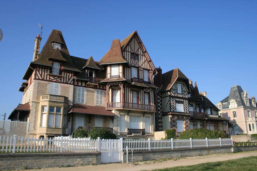 Sphinx Residences - Tempologis Memorial Caen Exterior foto